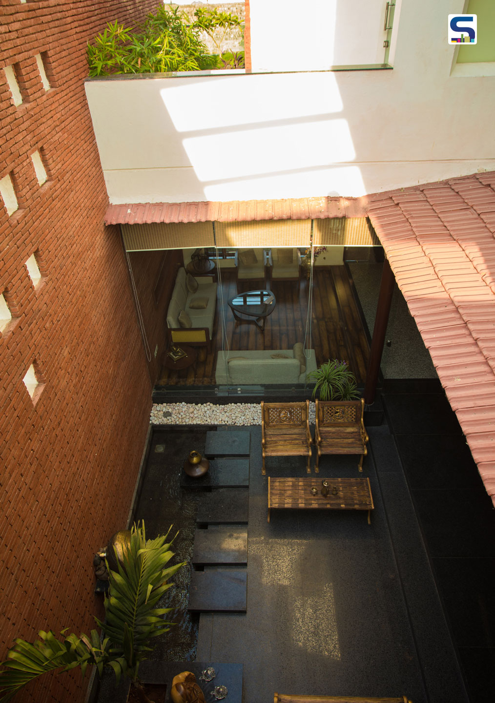 View of Courtyard from Master room terrace- span architects- courtyard